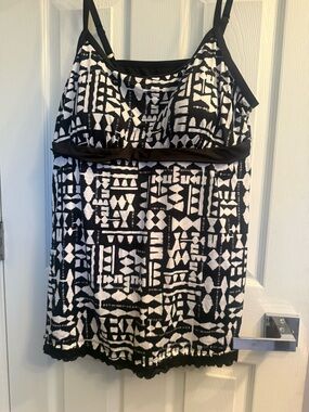 Black & White Geometric Tankini Swimsuit dress over one piece suit